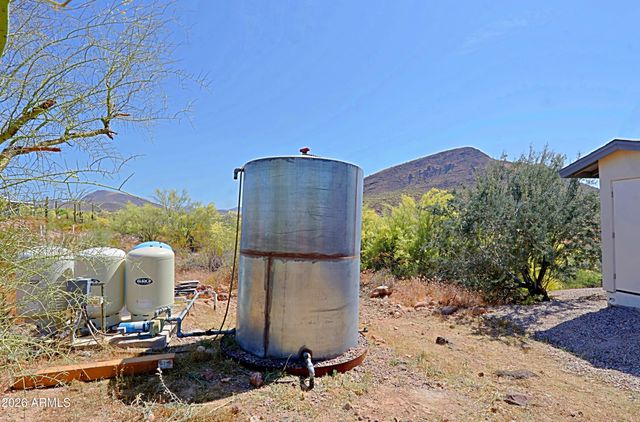 42825 N 17TH Place, New River, AZ 85087