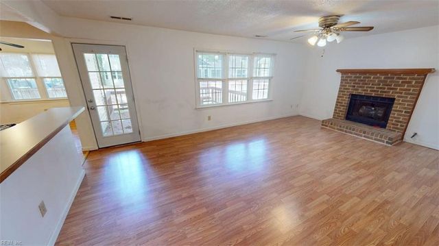 812 Bishop CT, Newport News, VA 23602