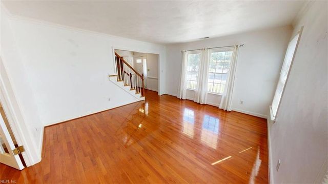 812 Bishop CT, Newport News, VA 23602