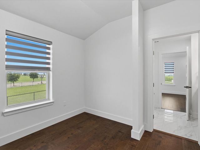 4450 E Masch Branch Road, Krum, TX 76249