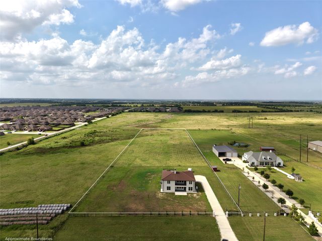 4450 E Masch Branch Road, Krum, TX 76249