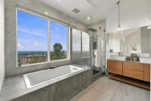 576 Powers Dr, El Dorado Hills, CA 95762