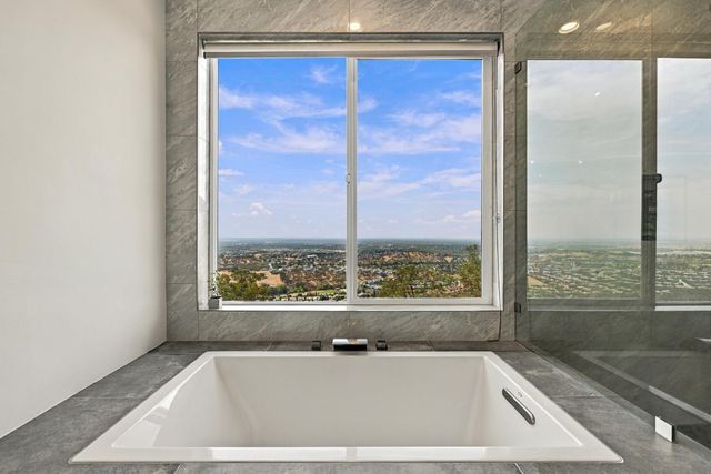 576 Powers Dr, El Dorado Hills, CA 95762
