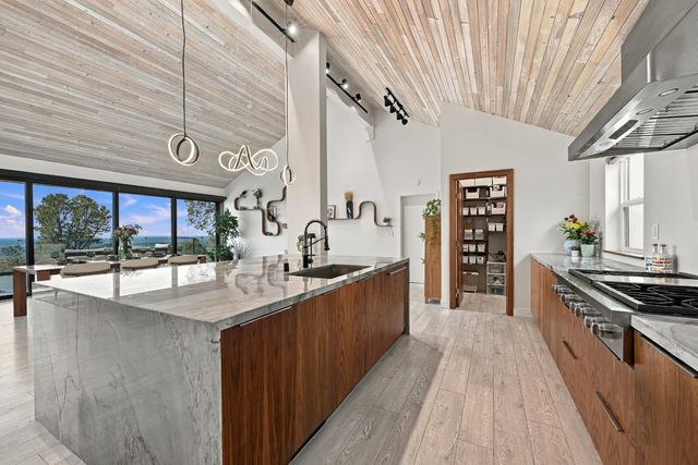 576 Powers Dr, El Dorado Hills, CA 95762