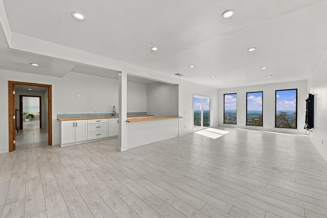 576 Powers Dr, El Dorado Hills, CA 95762