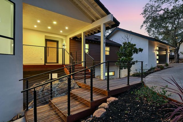 576 Powers Dr, El Dorado Hills, CA 95762