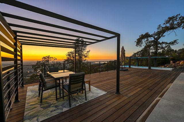 576 Powers Dr, El Dorado Hills, CA 95762