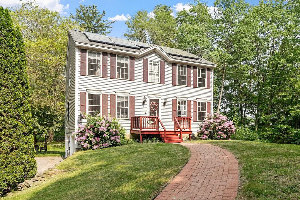 245 West River Road, Hooksett, NH 03106