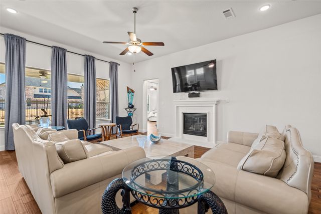 7605 Windsor, The Colony, TX 75056