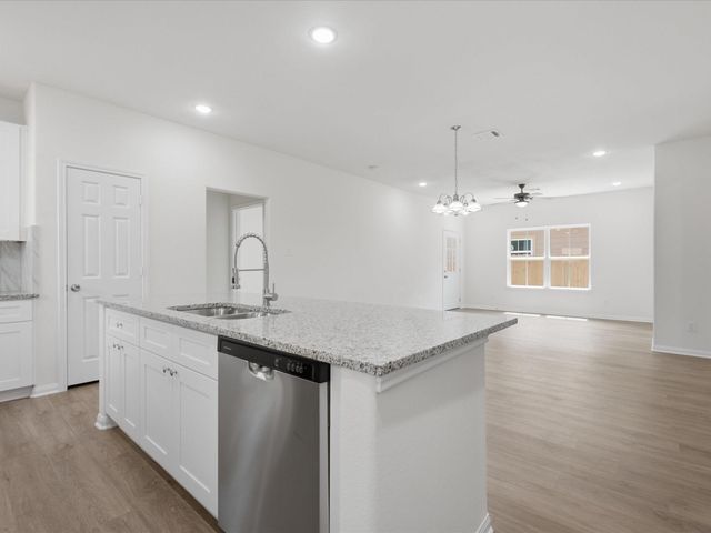 2815 Pine Estate Lane, Houston, TX 77014