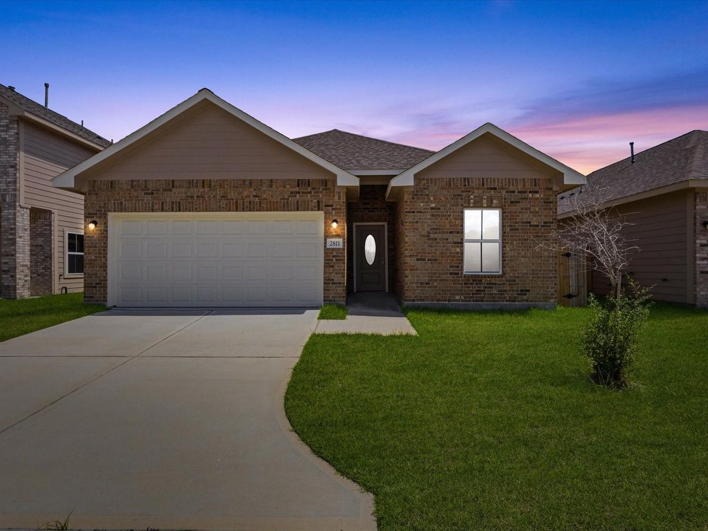 2815 Pine Estate Lane, Houston, TX 77014