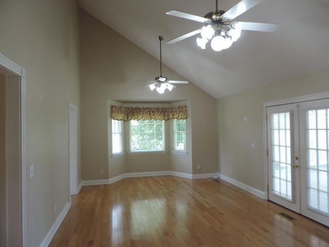 2713 Autumn Chase Drive, Chattanooga, TN 37421