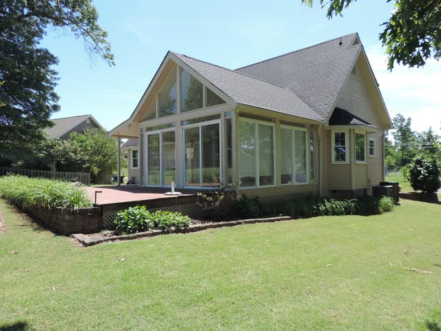 2713 Autumn Chase Drive, Chattanooga, TN 37421