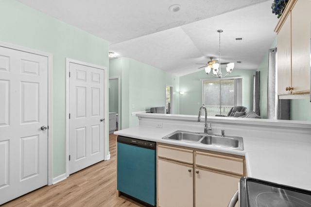 488 River Oaks Dr Apt 61N, Myrtle Beach, SC 29579