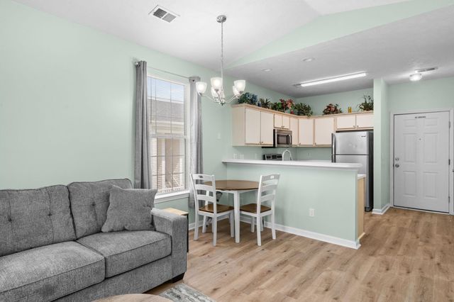 488 River Oaks Dr Apt 61N, Myrtle Beach, SC 29579