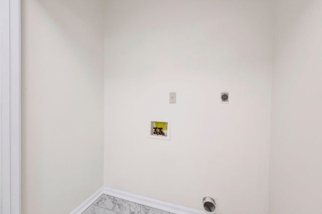 1819 N DEWARS CV N, Cordova, TN 38016