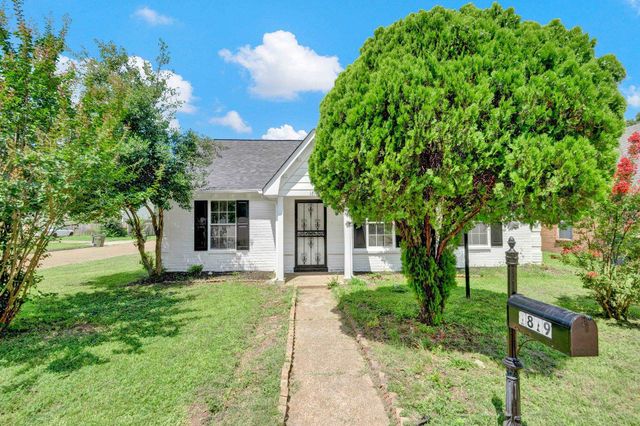 1819 N DEWARS CV N, Cordova, TN 38016