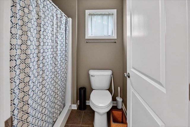 965 N Perry Parkway, Oregon, WI 53575