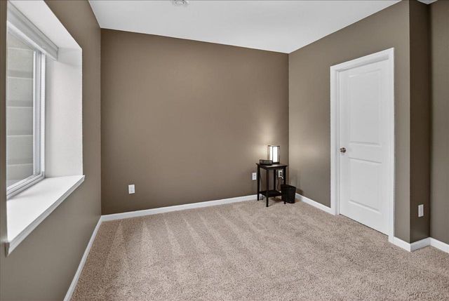 965 N Perry Parkway, Oregon, WI 53575