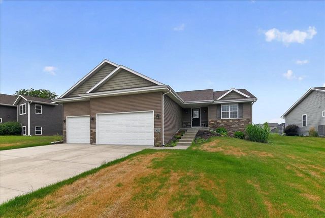 965 N Perry Parkway, Oregon, WI 53575
