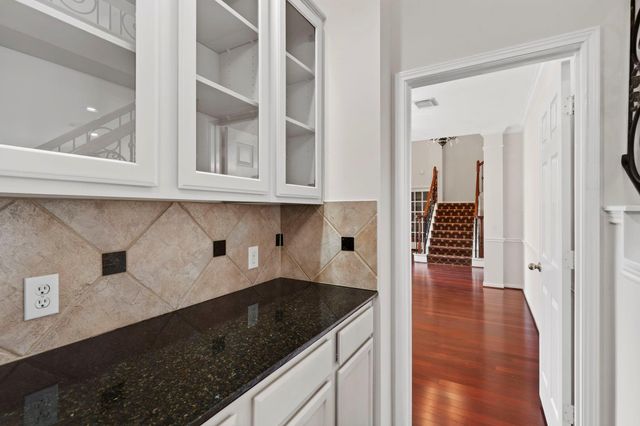 3322 Country Club Boulevard, Stafford, TX 77477