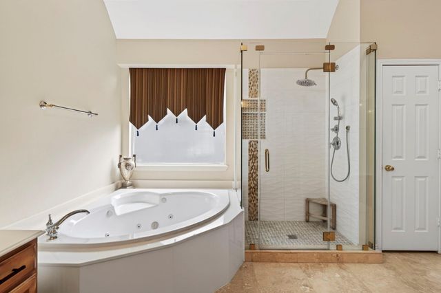 3322 Country Club Boulevard, Stafford, TX 77477