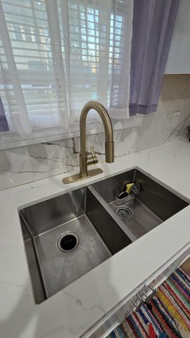 166 N Harris Avenue, Columbus, OH 43204