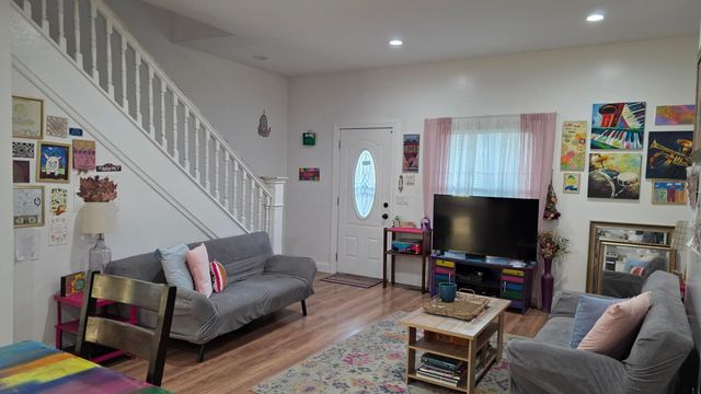 166 N Harris Avenue, Columbus, OH 43204