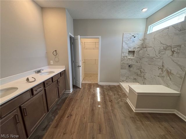 8274 Clydesdale Drive, Mentor, OH 44060