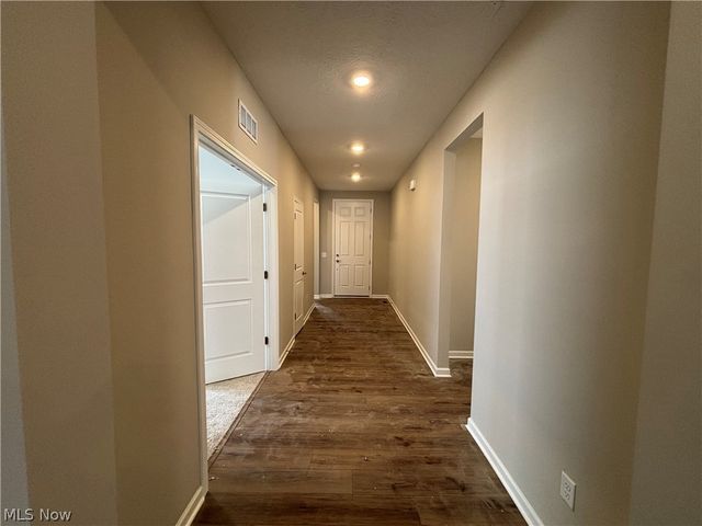8274 Clydesdale Drive, Mentor, OH 44060