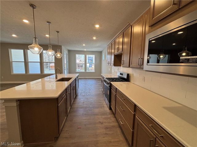 8274 Clydesdale Drive, Mentor, OH 44060