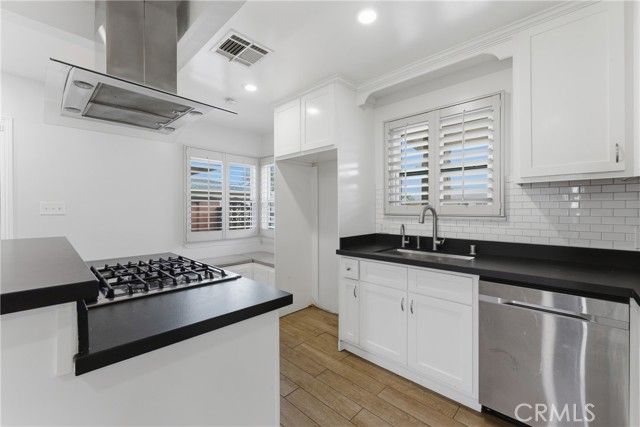 6530 Denmead, Lakewood, CA 90713