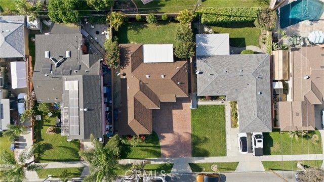 6530 Denmead, Lakewood, CA 90713