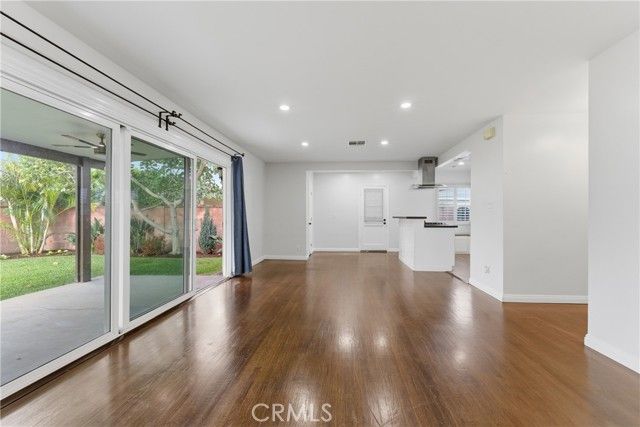 6530 Denmead, Lakewood, CA 90713