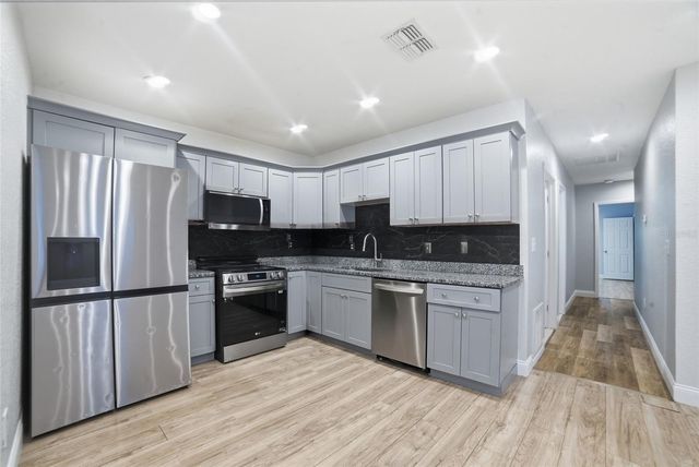 722 22ND STREET, Orlando, FL 32805