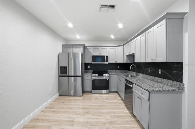 722 22ND STREET, Orlando, FL 32805