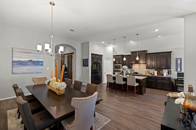 710 Suncatcher Circle, Richmond, TX 77406