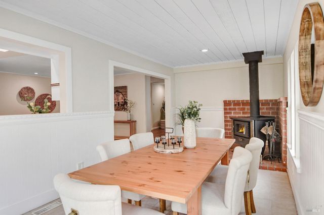 25 Roosevelt Ave, San Rafael, CA 94903