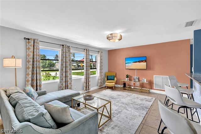 513 Monterey AVE, Cape Coral, FL 33904