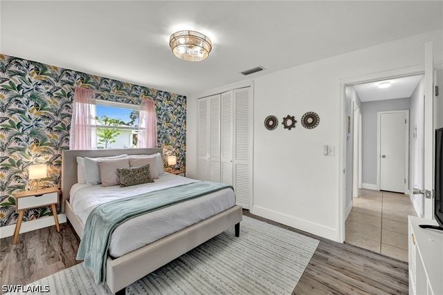 513 Monterey AVE, Cape Coral, FL 33904