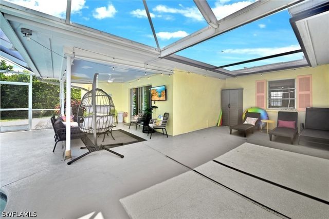 513 Monterey AVE, Cape Coral, FL 33904