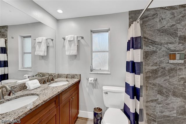 513 Monterey AVE, Cape Coral, FL 33904