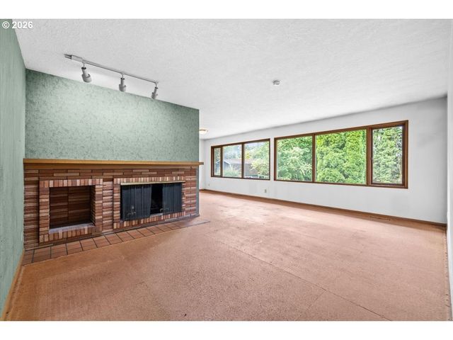 4185 Sw 102ND Ave, Beaverton, OR 97005