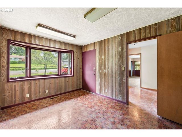 4185 Sw 102ND Ave, Beaverton, OR 97005