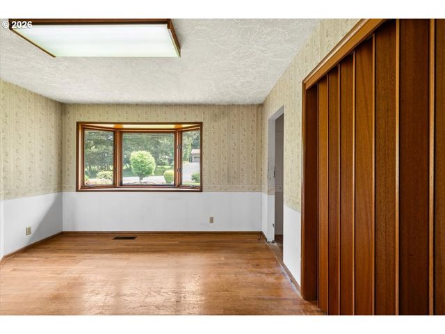 4185 Sw 102ND Ave, Beaverton, OR 97005