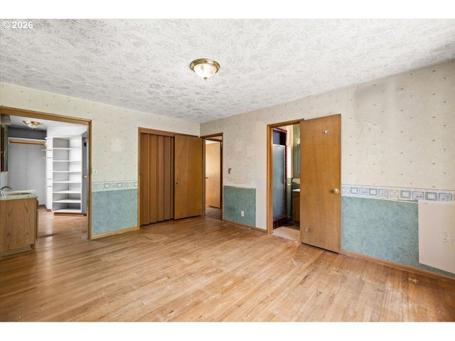 4185 Sw 102ND Ave, Beaverton, OR 97005