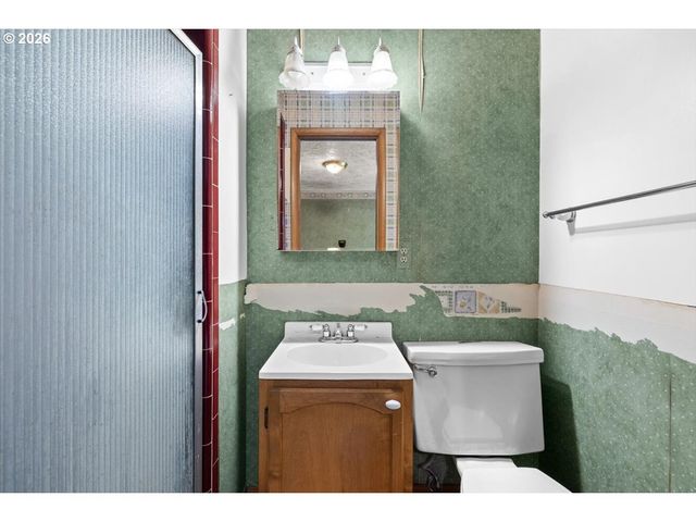 4185 Sw 102ND Ave, Beaverton, OR 97005