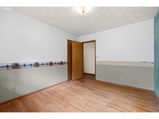 4185 Sw 102ND Ave, Beaverton, OR 97005
