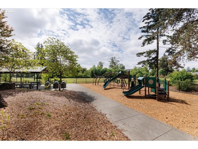 4185 Sw 102ND Ave, Beaverton, OR 97005