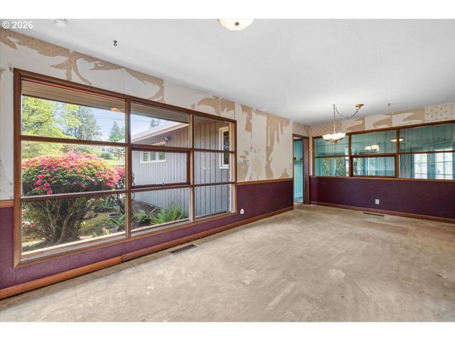 4185 Sw 102ND Ave, Beaverton, OR 97005